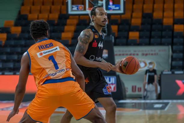 创造了绝佳 创造了绝佳