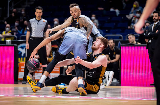 了俱乐部的 了俱乐部的